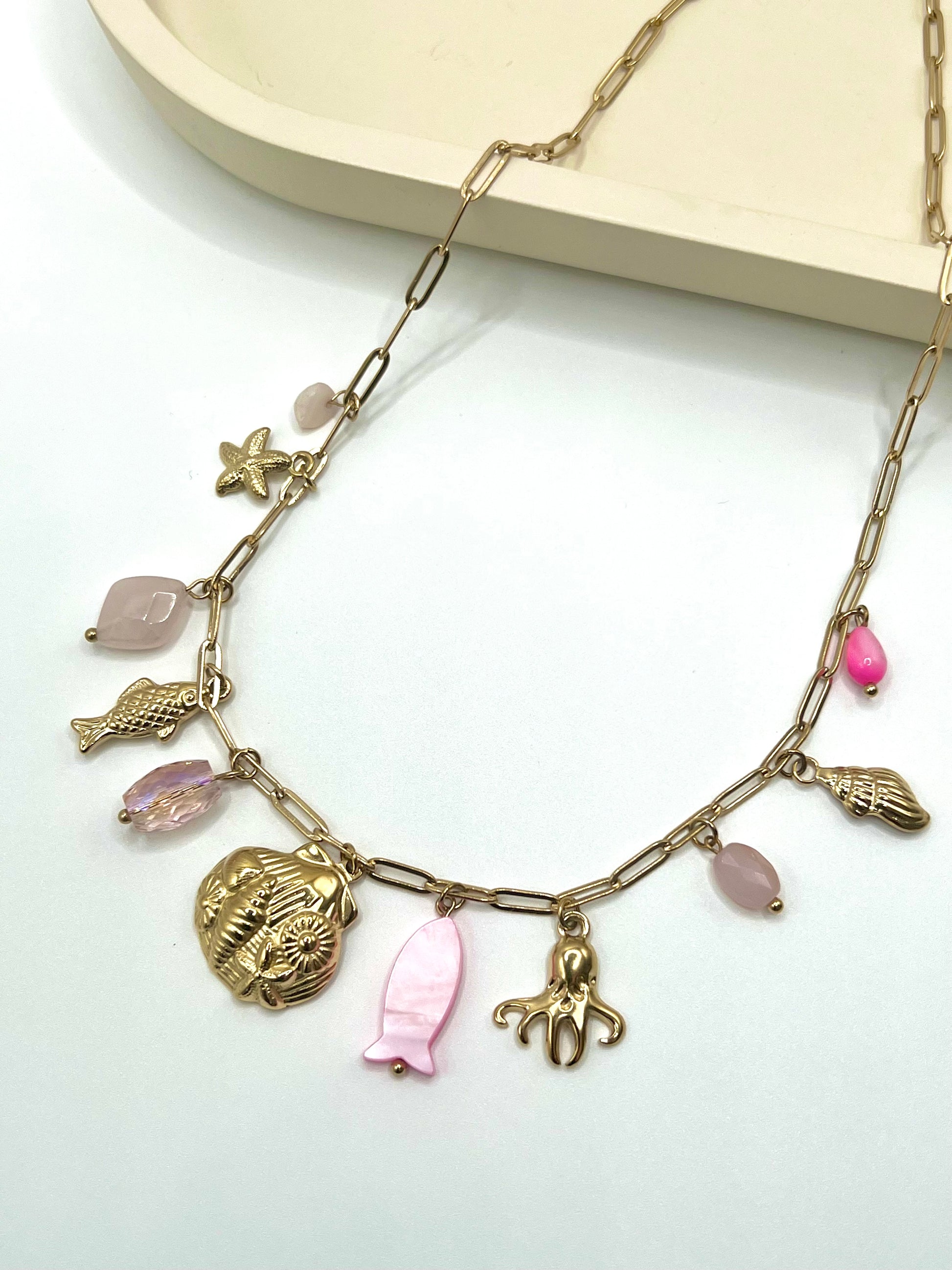 Collier charms rose